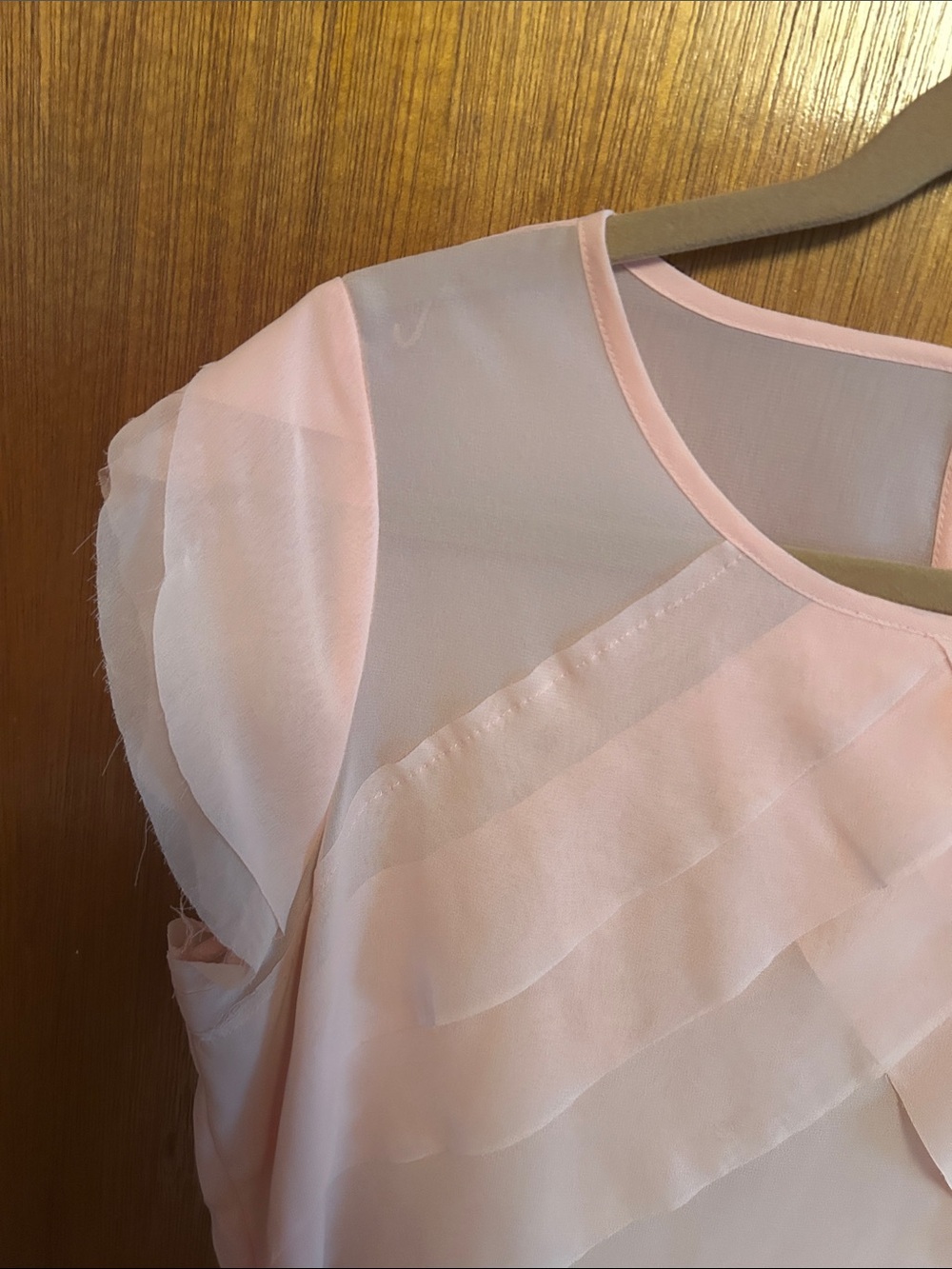 Liz Claiborne Soft Pink Layered Chiffon Blouse - Picture 4 of 7